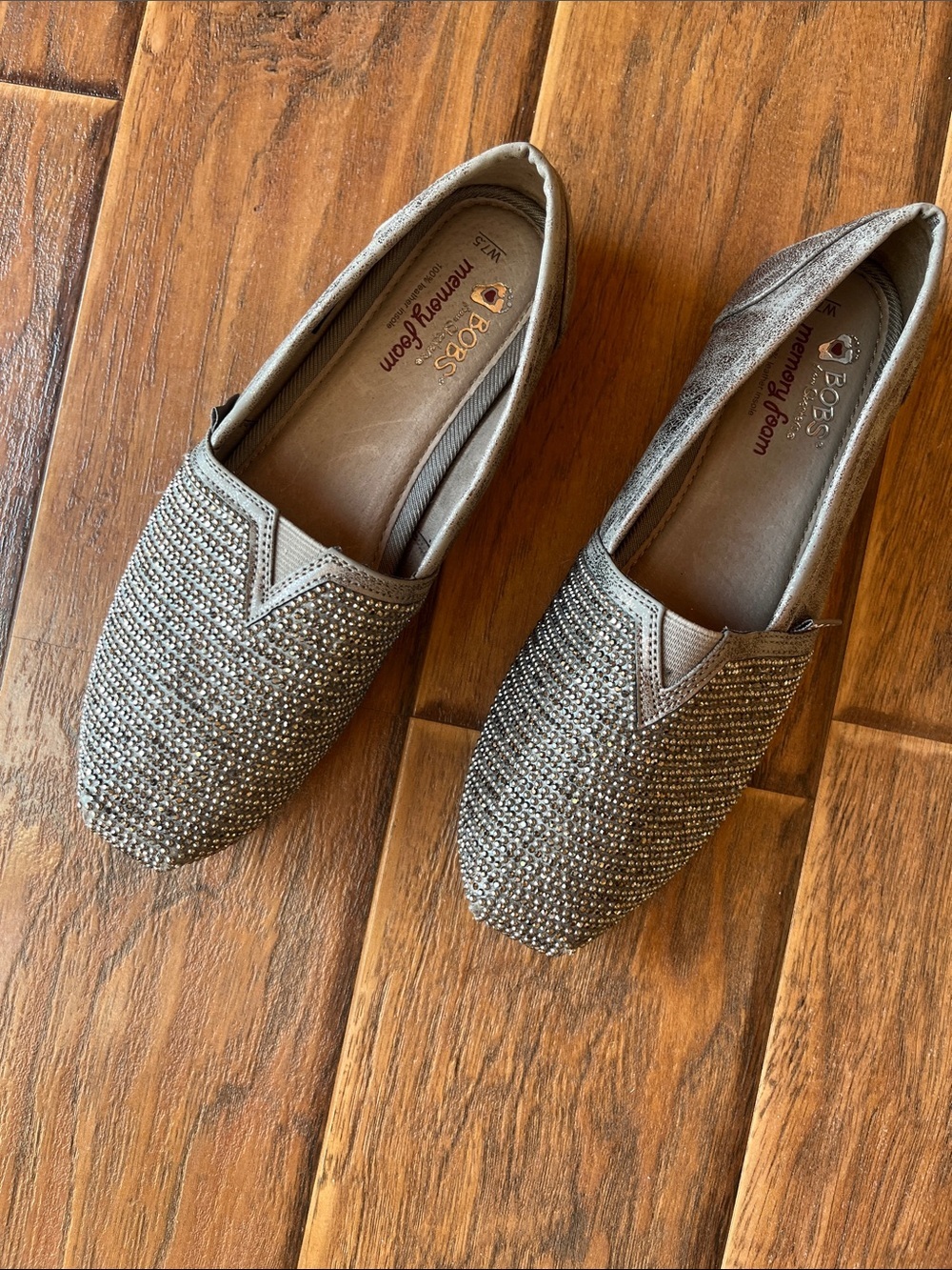 Bobs Embellished Slip-On Flats in Metallic Silver - Size 7.5
